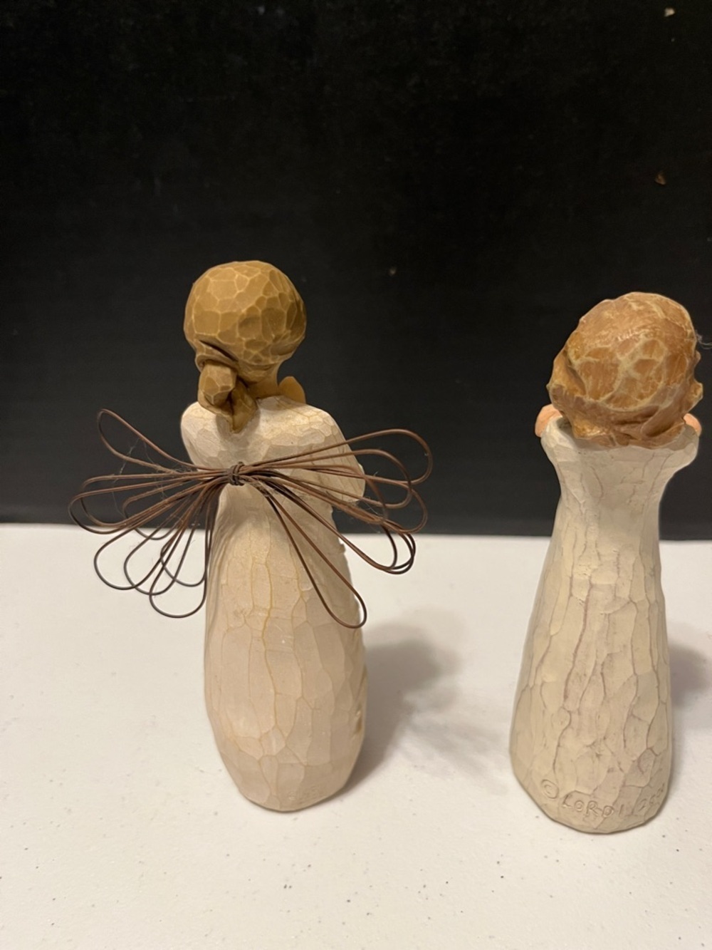 Willow Tree Angel Figurine Pair in Cream and Tan - Picture 2 of 3